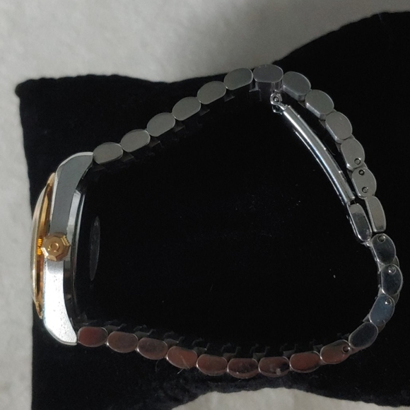 sold Omega Vintage Stainless Steel Watch - Picture 4 of 6